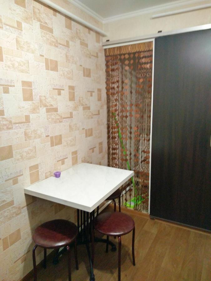 Apartment Nr Railway Station Odesa Exterior photo